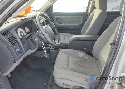 2011 Dodge Dakota Slt z USA, uszkodzony, nr VIN 1D7RE3GK9BS662903